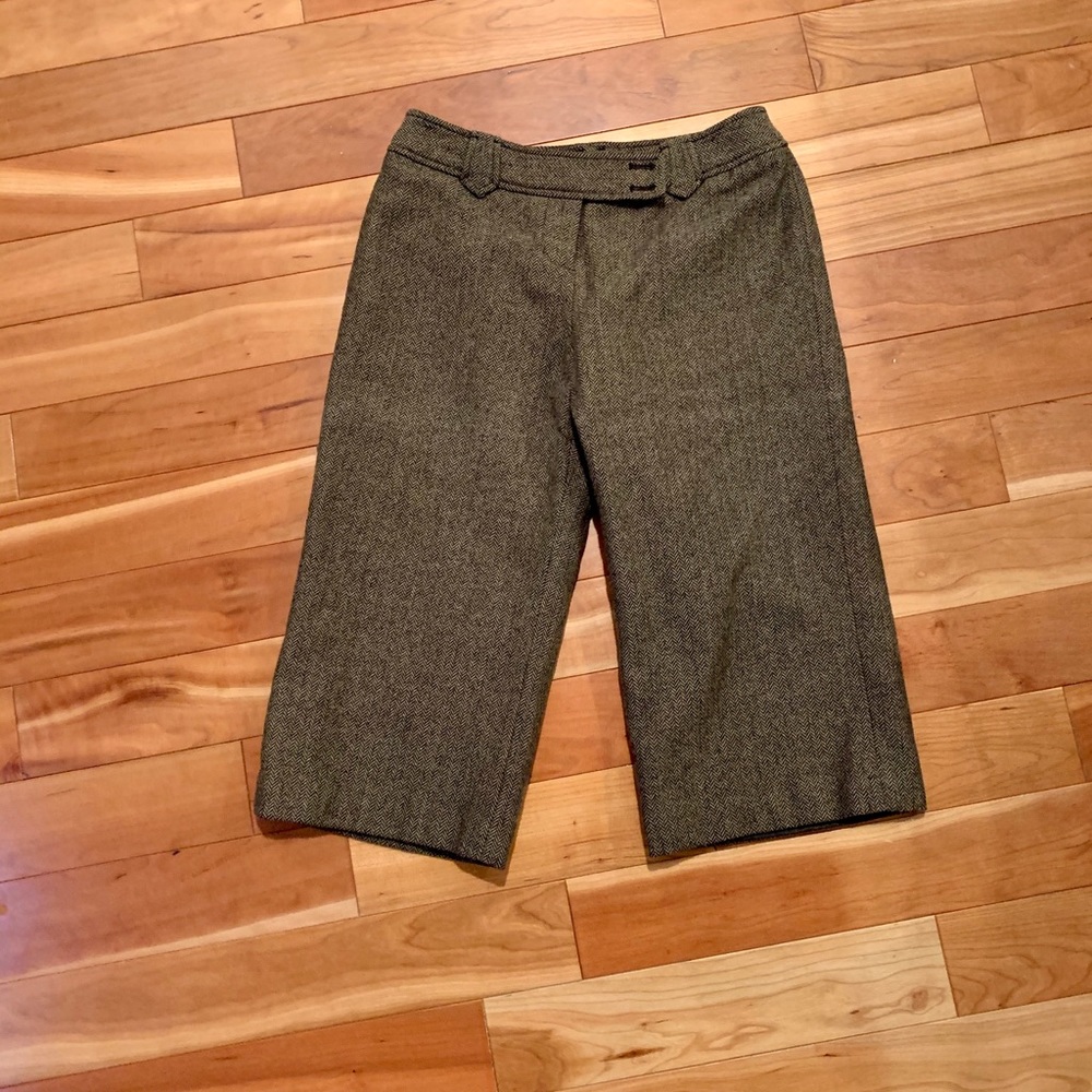 Dress capris